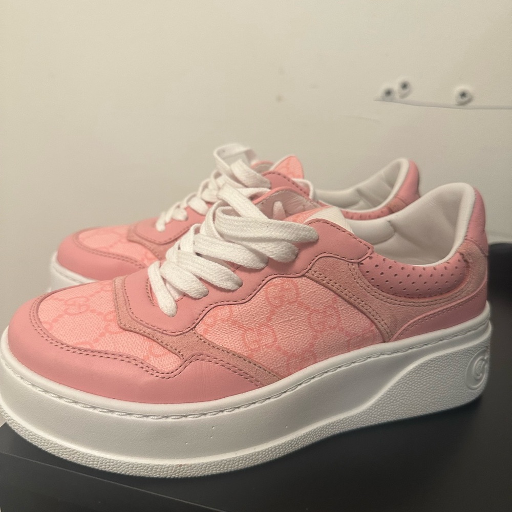 one 5 one Pink and White Athletic Shoes